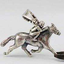 Médaille personnalisée en argent pendentif cheval en argent personnalisé