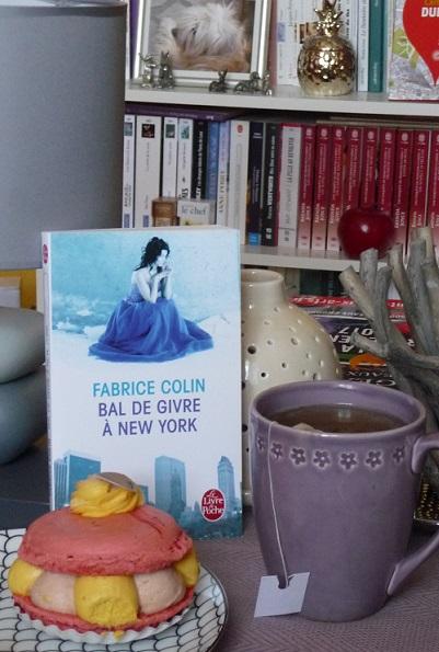 UN LIVRE, UN THE... UN LIVRE, UN THE...