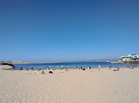 plage catalans marseille bord de mer