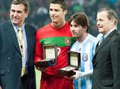 Découvrez livre: Messi Ronaldo: meilleur?