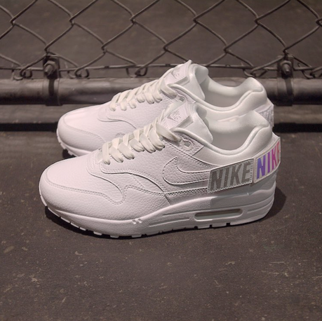 Une Air Max 1-100 White Patch en approche Air Max 1-100 White Patch
