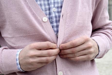 blog-mode-style-homme-paris-bordeaux-uniqlo-lifewear-lin-linen-cardigan-rose-chemise-carreaux-slim-diesel-chauures-balibaris-chaussettes-royalties - 2 (1)