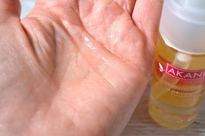 Le démaquillage selon Akane, une belle découverte certifiée bio