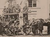 Plus ancienne photo Croix-Rouge troisième repérée âgée ans…