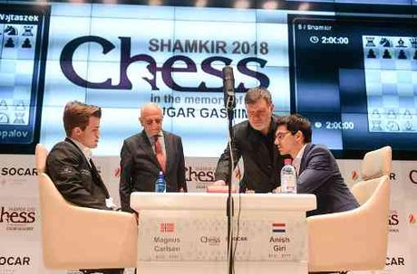 Nouvelle victoire pour Magnus Carlsen qui bat Anish Giri avec les pièces noires - Photo © Shamkir Chess