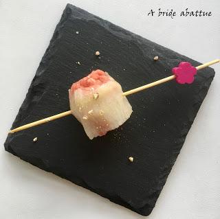 Des tapas avec de la Fourme d'Ambert et voyager de par le monde ...