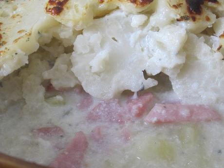 Mini cocottes de chou fleur /jambon de Parme au roquefort Mini cocottes de chou fleur /jambon de Parme au roquefort