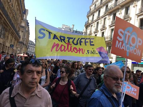 Refaire du vélo à Paris ; la grande manif du 5 mai ; Tuyauteries à l'oeuvre  ; une journée particulière