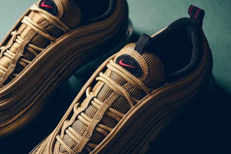 Nike Air Vapormax 97 Metallic Gold