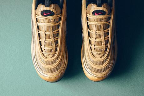 Nike Air Vapormax 97 Metallic Gold