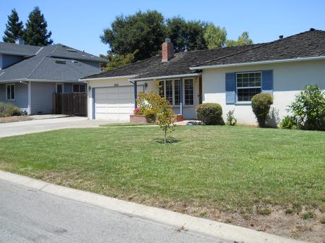 2066 Crist Drive à Los Altos