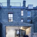 Step House, l’extension d’une maison conventionnelle de Londres par le studio Bureau de Change
