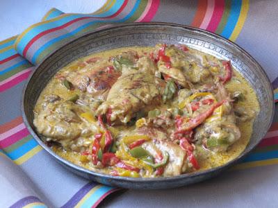Curry de poulet aux trois poivrons