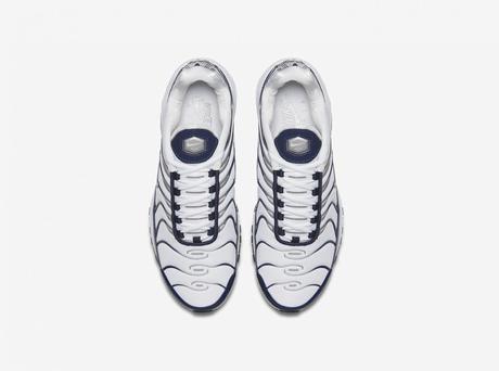 La Nike Air Max 97 Plus est de retour dans deux coloris OG La Nike Air Max 97 Plus est de retour dans deux coloris OG