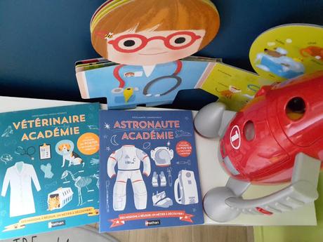 [LOISIRS ET ACTIVITES JEUNESSE] Astronaute Académie - Vétérinaire Académie écrits par Steve Martin - Editions Nathan