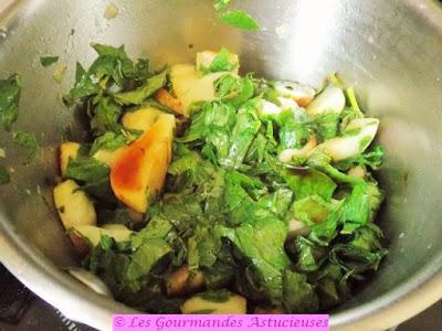 Mini-navets, épinards d'Asie, fleurs de choux et asperges, pour une assiette printanière (Vegan)