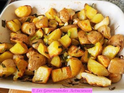 Navets et pommes de terre à l'ail, accompagnés d'une pâte origan-lierre terrestre (Vegan)