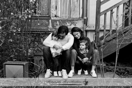 Photographe portrait famille à Paris- Shooting photo famille en extérieur – LS
