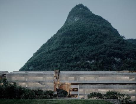 Abandoned-Sugar-Factory-Transformed-into-Gorgeous-Hotel-in-Yangshuo-China-14