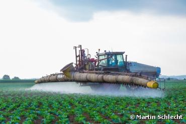 Pesticides : députés et gouvernement s'opposent à l'interdiction du glyphosate