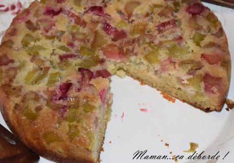 Gâteau à la rhubarbe