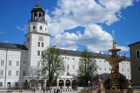 salzbourg city guide residenzplatz