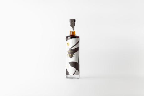 Le Packaging Wen Vinegar, de la matière à l'illustration par le Studio Rong