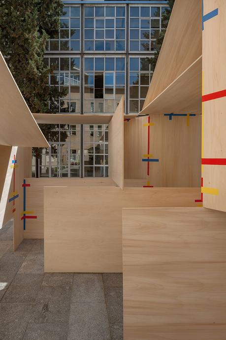 La Chabola, l'installation architecturale inspirée de la kinésithérapie par Jorge Penades La Chabola, l'installation architecturale inspirée de la kinésithérapie par Jorge Penades