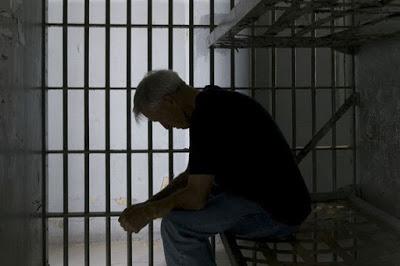 Créer les problèmes plutôt que les traiter