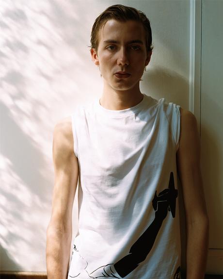 Loewe lutte contre le sida avec une collection en édition limitée Loewe lutte contre le sida avec une collection en édition limitée