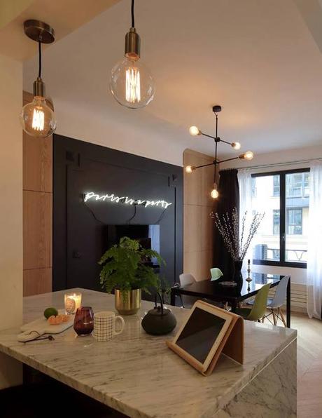 appartement chic parisien marbre plan de travail cuisine