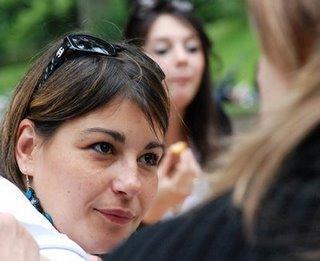 Pique-nique et cheese cake ensoleillés, coup d'coeur et coup d'soleil enfin... Petite histoire sans paroles ou presque... Pique-nique et cheese cake ensoleillés, coup d'coeur et coup d'soleil enfin... Petite histoire sans paroles ou presque...