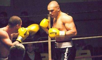 Faïs, un nouveau champion de la boxe