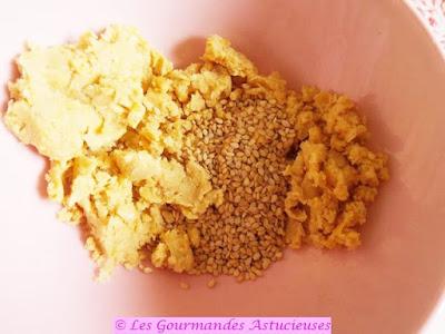 Repas complet Vegan et healthy (pois chiches, chou, salade) Repas complet Vegan et healthy (pois chiches, chou, salade)