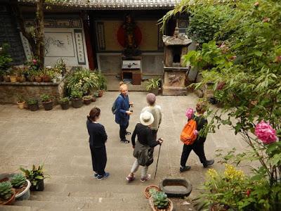 Sur la montagne, visite au temple de Guanyin