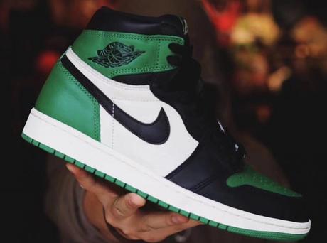 Air Jordan 1 Pine Green