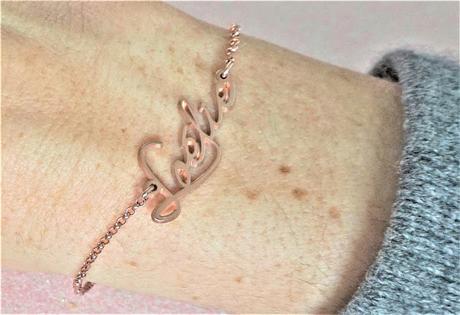 bijou-personnalise-onecklace unique-personnalisable-bracelet-prenom