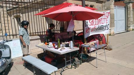 Grève de la faim au CRA de Sète.