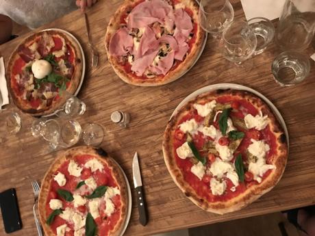 Tout nouveau, tout chaud : Pizzou, la pizzeria 100% française installée à Pigalle