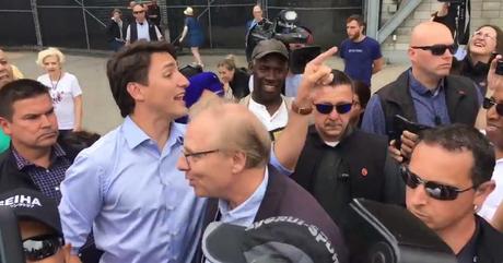 3 Gars Dans Les Cables