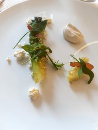 Asperges vertes, poutargue de turbot. © Gourmets&co Asperges vertes, poutargue de turbot. © Gourmets&co