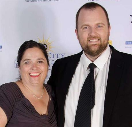 Les publicités des Editions Dédicaces sont rediffusées à l’émission télévisée « Filmed in Utah », sur le réseau Comcast 6 aux États-Unis