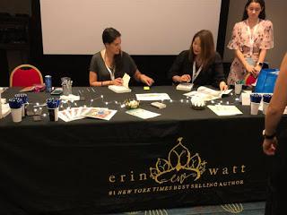 Ma Ptite interview avec Erin Watt qui nous parle de sa saga Royals mais aussi de One Small Thing