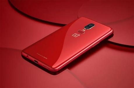 OnePlus 6 : une version rouge arrive.