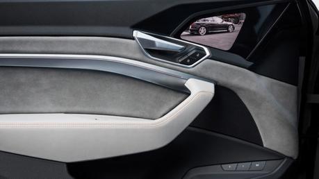 Audi e-tron: l’intérieur Audi e-tron: l’intérieur