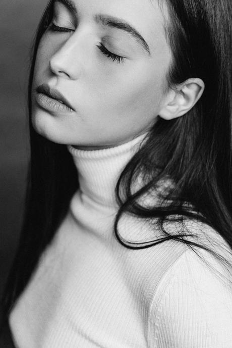 Look At Me Now : Nastya par Andy Go (exclusif) Look At Me Now : Nastya par Andy Go (exclusif)