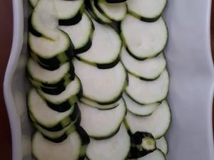 Saumon au lait de coco sur lit de Courgette Cliquer sur les photographies pour les agrandir