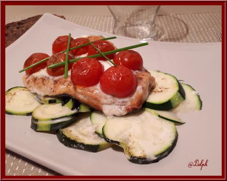 Saumon au lait de coco sur lit de Courgette Saumon au lait de coco sur lit de Courgette