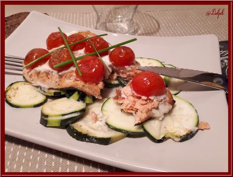 Saumon au lait de coco sur lit de Courgette Saumon au lait de coco sur lit de Courgette