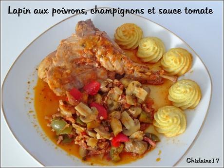 Lapin aux poivrons, champignons et sauce tomate 